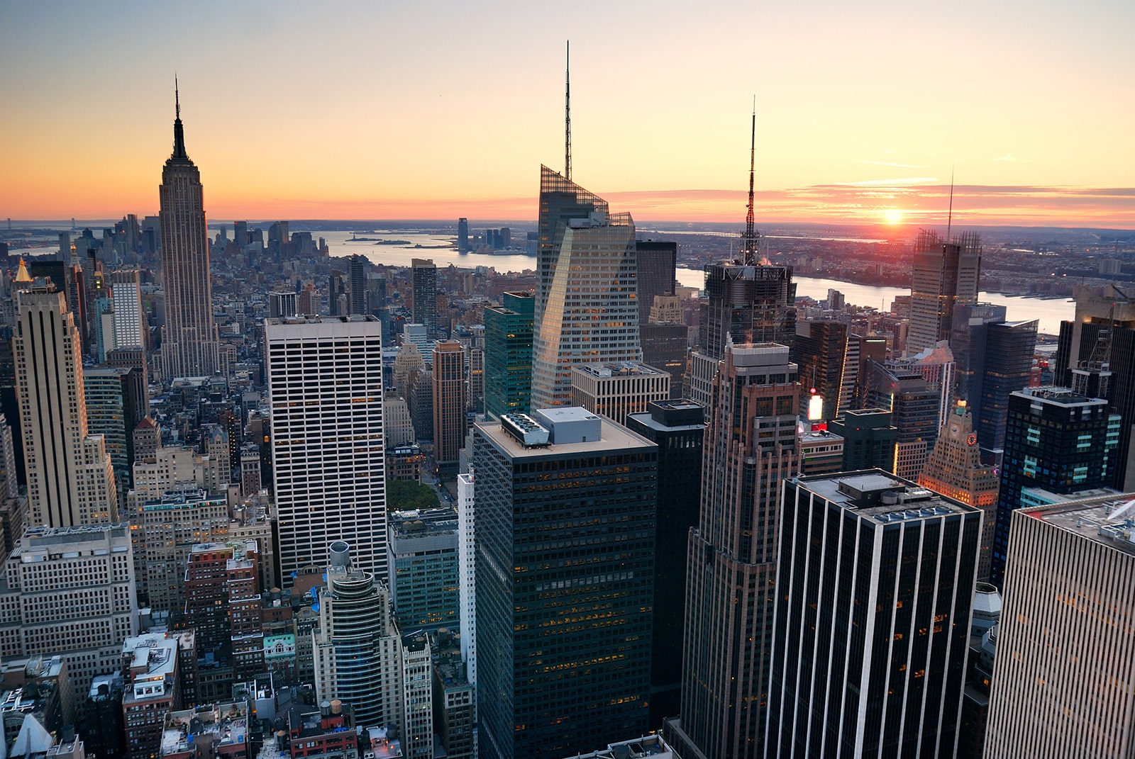 U.S. expats and U.S. green card holders securing a home before relocation