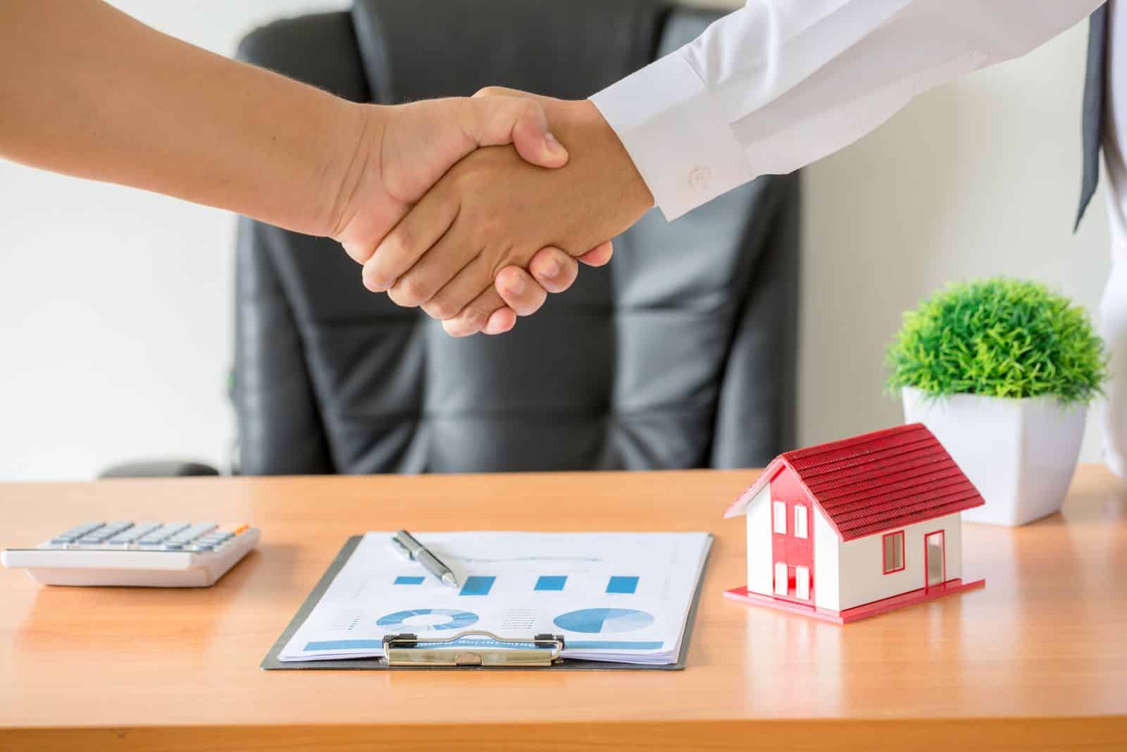 Early market signals influencing access to U.S. real estate opportunities for international buyers