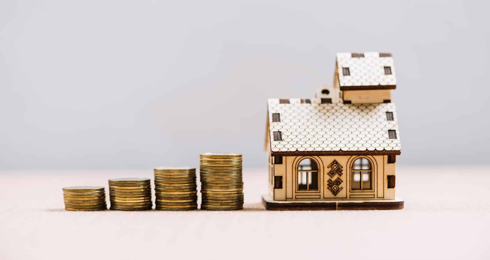 Real estate investor evaluating property opportunities despite rising mortgage rates in 2026