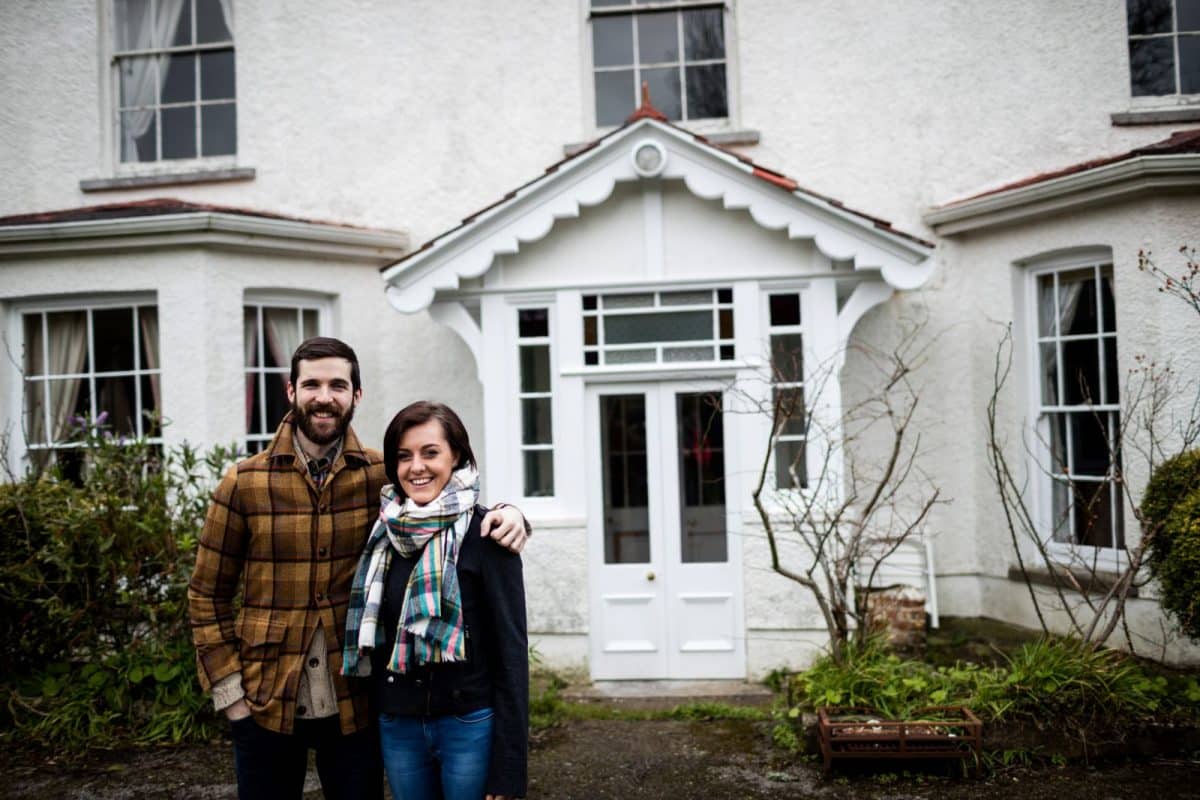 Canadian investor exploring U.S. mortgage financing options for purchasing U.S. real estate